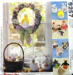 9257 12 8'' SEASONAL DOLLS, BASKET, WREATH  HOLIDAY PATTERN
